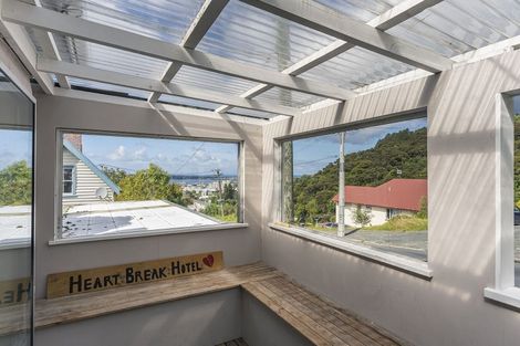 Photo of property in 18 Lachlan Avenue, North Dunedin, Dunedin, 9016
