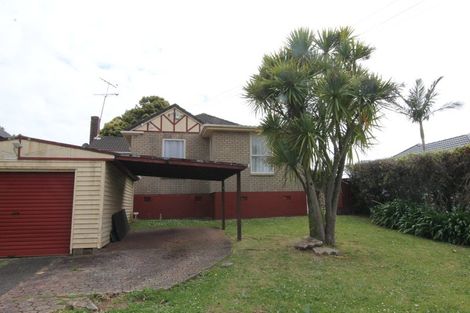 Photo of property in 14 Massey Avenue, Greenlane, Auckland, 1061