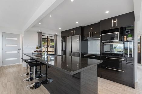 Photo of property in 158 Waimumu Road, Massey, Auckland, 0614