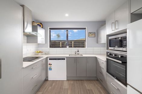 Photo of property in 10 Glenbyre Place, Bromley, Christchurch, 8062