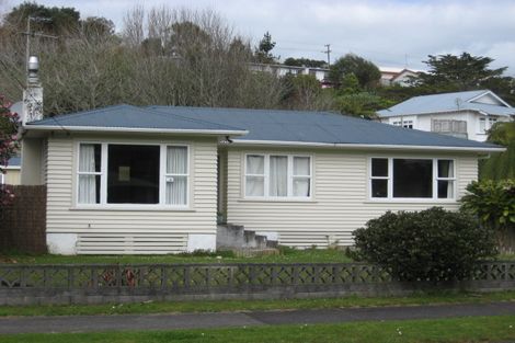 Photo of property in 43 Pembroke Street, Westown, New Plymouth, 4310