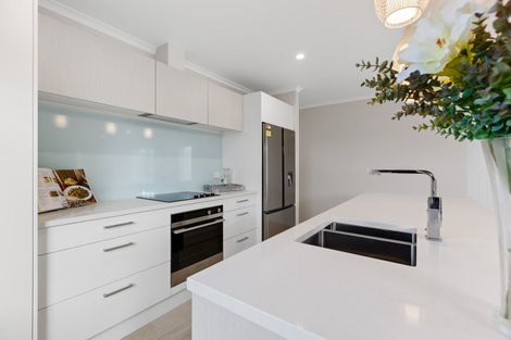 Photo of property in 18 Roka Street, Bell Block, New Plymouth, 4312