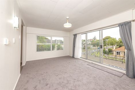 Photo of property in 73b Great North Road, Saint Johns Hill, Whanganui, 4501