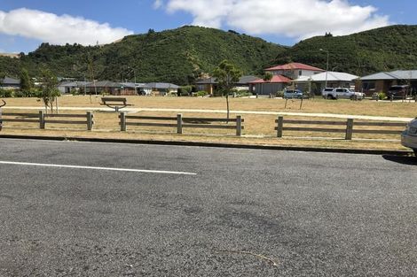 Photo of property in 67 Farmer Crescent, Taita, Lower Hutt, 5011