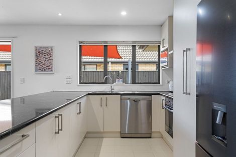 Photo of property in 10 Champagne Avenue, Yaldhurst, Christchurch, 8042