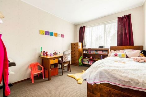 Photo of property in 6 Cherry Tree Place, Massey, Auckland, 0614
