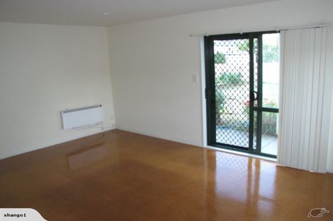 Photo of property in 11a Sullivan Avenue, Woolston, Christchurch, 8023