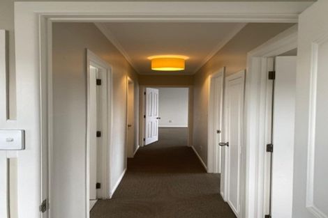 Photo of property in 101 Stanley Road, Glenfield, Auckland, 0629