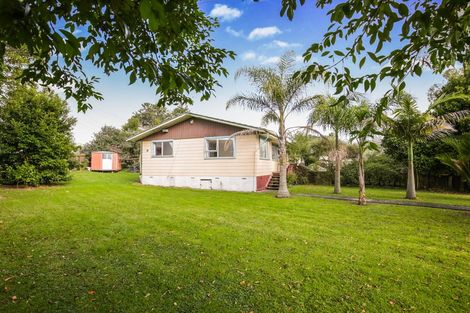 Photo of property in 3/2 Pooks Road, Ranui, Auckland, 0612