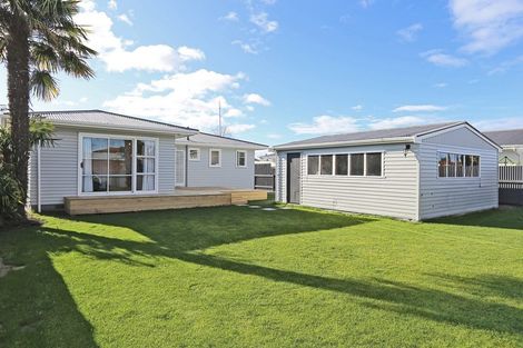 Photo of property in 33 Allen Berry Avenue, Pirimai, Napier, 4112