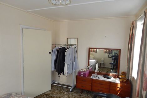 Photo of property in 56 Domett Street, Westport, 7825