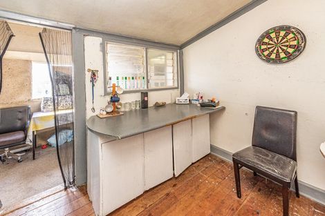 Photo of property in 39 Cornfoot Street, Castlecliff, Whanganui, 4501