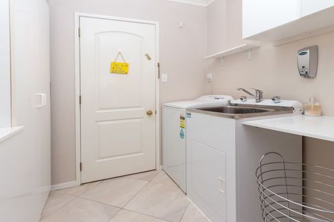 Photo of property in 29 Summermist Drive, Northpark, Auckland, 2013