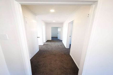 Photo of property in 33 Stockdale Street, Wainuiomata, Lower Hutt, 5014