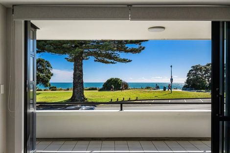Photo of property in 3/10 Marine Parade, Mount Maunganui, 3116