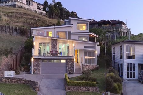 Photo of property in 85 Oteki Park Drive, Welcome Bay, Tauranga, 3112