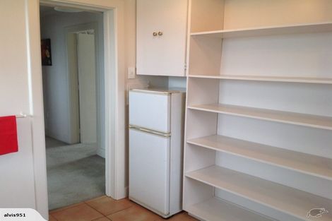 Photo of property in 1-12/48 The Bay Hill, Timaru, 7910