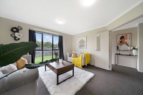 Photo of property in 2 Renata Crescent, Te Atatu Peninsula, Auckland, 0610