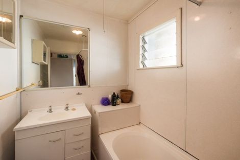 Photo of property in 29 Wairau Road, Picton, 7220