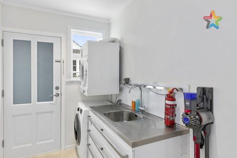 Photo of property in 16 Shearer Crescent, Naenae, Lower Hutt, 5011