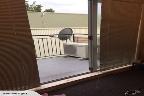 Photo of property in 327 Barbadoes Street, Christchurch Central, Christchurch, 8011