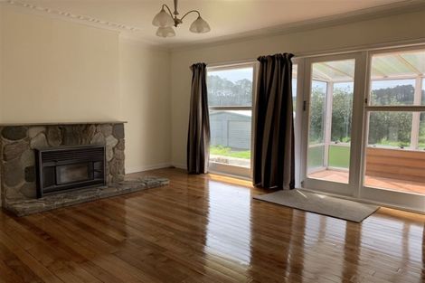 Photo of property in 263 Riverhead Road, Riverhead, Kumeu, 0892