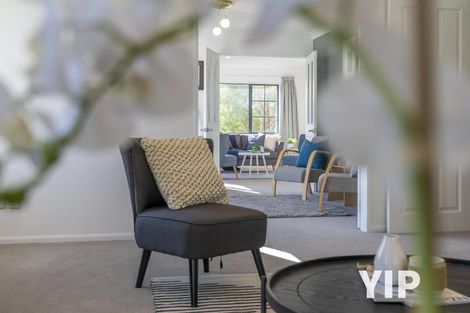 Photo of property in 17 Claverton Grove, Churton Park, Wellington, 6037