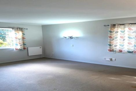 Photo of property in 6 Tirita Street, Kawaha Point, Rotorua, 3010