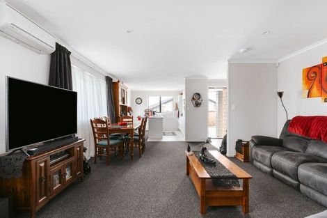 Photo of property in 30 Richardson Road, Omokoroa, 3114