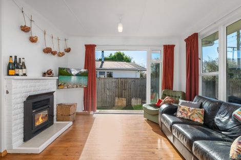 Photo of property in 35 Henderson Street, Riversdale, Blenheim, 7201