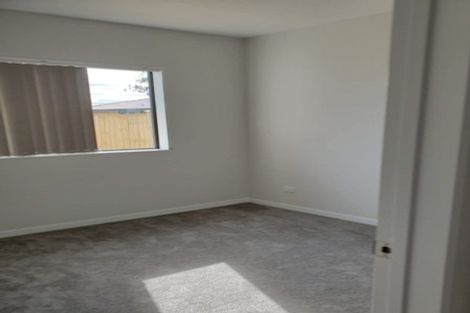 Photo of property in 28 Opoka Street, Takanini, 2110