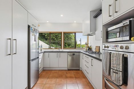 Photo of property in 50 Amapur Drive, Khandallah, Wellington, 6035