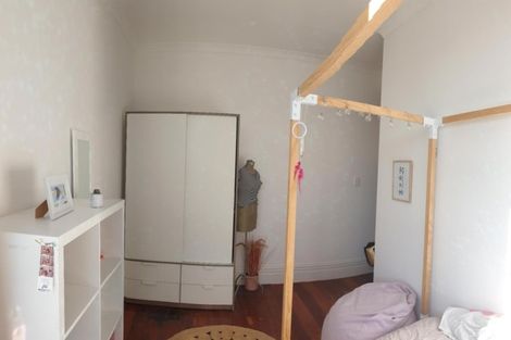 Photo of property in 14 Hiropi Street, Newtown, Wellington, 6021