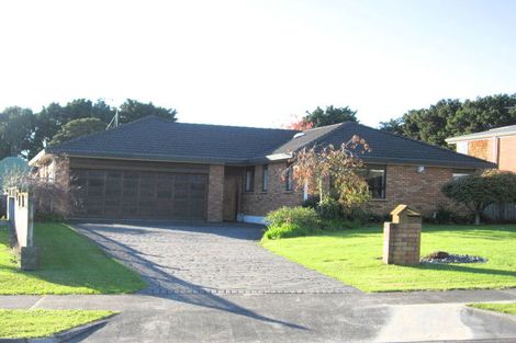 Photo of property in 28 Lemonwood Place, The Gardens, Auckland, 2105