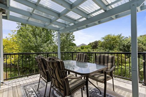 Photo of property in 16 Landsdale Place, Massey, Auckland, 0614