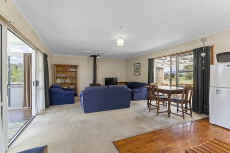 Photo of property in 11 Rata Street, Otaki Beach, Otaki, 5512
