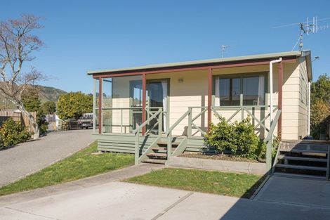 Photo of property in 4 Schwass Lane, Brightwater, 7022