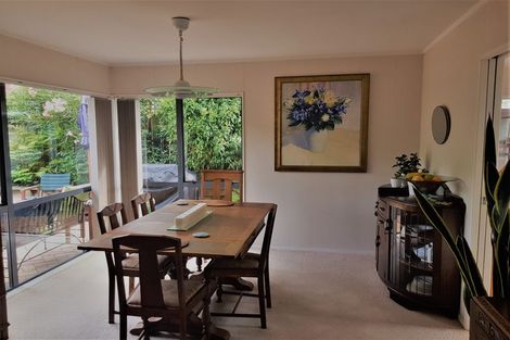 Photo of property in 8 Dunn Place, Farm Cove, Auckland, 2010