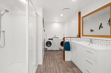 Photo of property in 2195 Waimarama Road, Waimarama, Havelock North, 4294