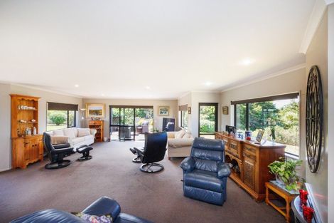 Photo of property in 92 Mount Taylor Drive, Feilding, 4775