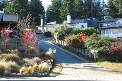 Photo of property in 13 Trevathan Lane, Wanaka, 9305