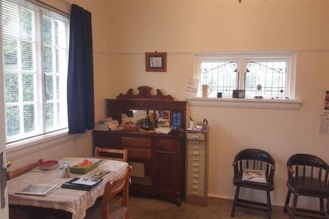 Photo of property in 17 Rhodes Street, Waimate, 7924