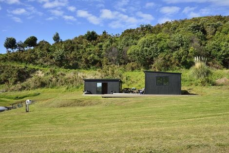Photo of property in 15 Mahia Heights Drive, Mahia, 4198
