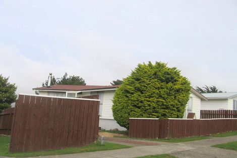 Photo of property in 85 Conclusion Street, Ascot Park, Porirua, 5024