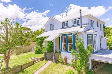 Photo of property in 50 Shakespeare Road, Bastia Hill, Whanganui, 4500