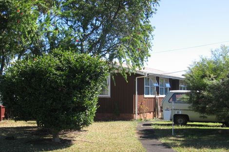 Photo of property in 22 Kiernan Place, Kelston, Auckland, 0602