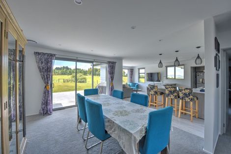 Photo of property in 51 Nicholson Road, Khandallah, Wellington, 6035