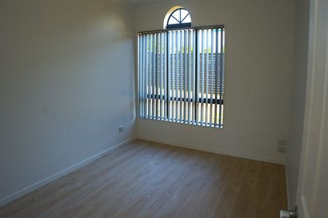 Photo of property in 64 Crossandra Drive, Mangere, Auckland, 2022