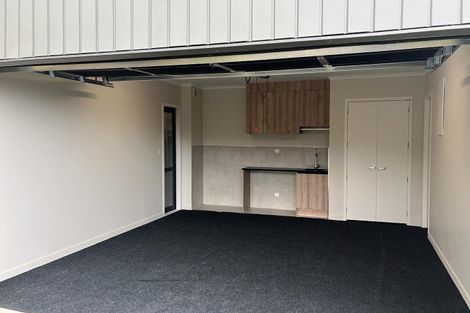 Photo of property in 2 Bendridge Street, Flat Bush, Auckland, 2019