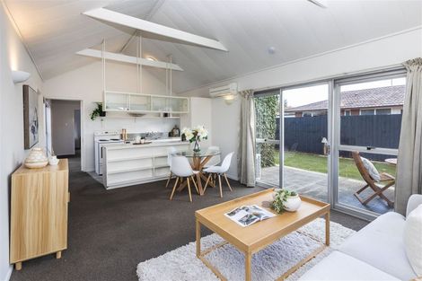 Photo of property in 2/23 Bretts Road, St Albans, Christchurch, 8052